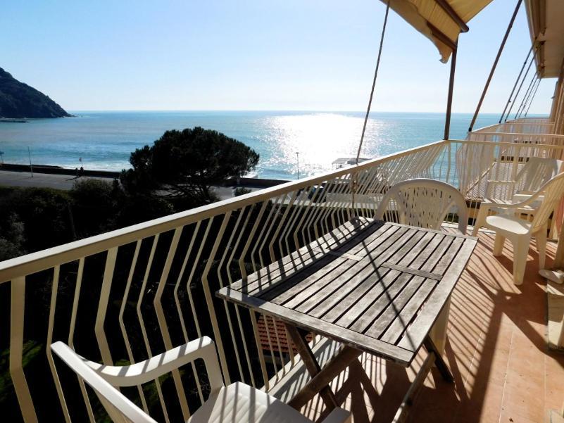 Spazioso Appartamento Vista Mare, Levanto Kültér fotó